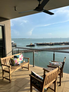 Sea Pearl Apartment at Waterfront